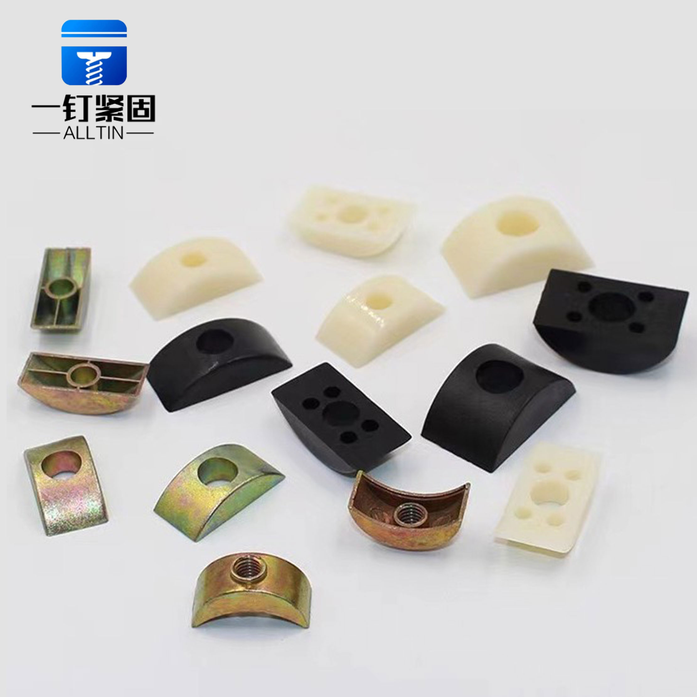 月牙形连接器